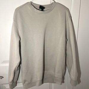 Light gray sweatshirt